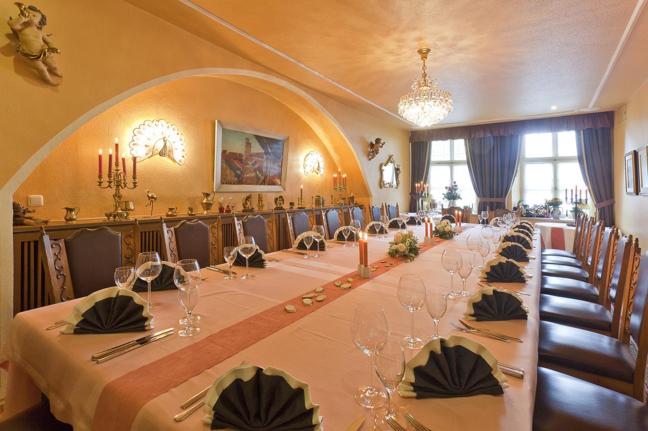 Kaiserhof Hotel Sonne Nördlingen Kültér fotó